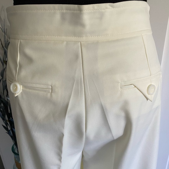 🎊Closet Clear Out 🎊 3 items minimum ( clothings only) - Picture 4 of 10